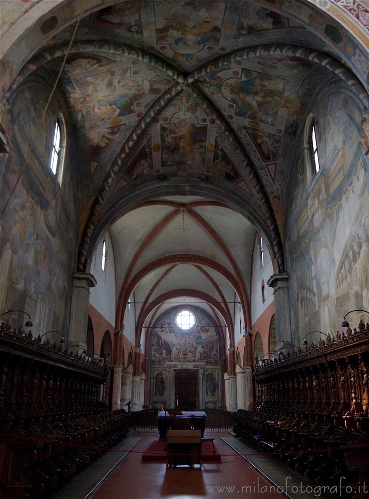 Milano - Interno dell'Abbazia di Chiaravalle